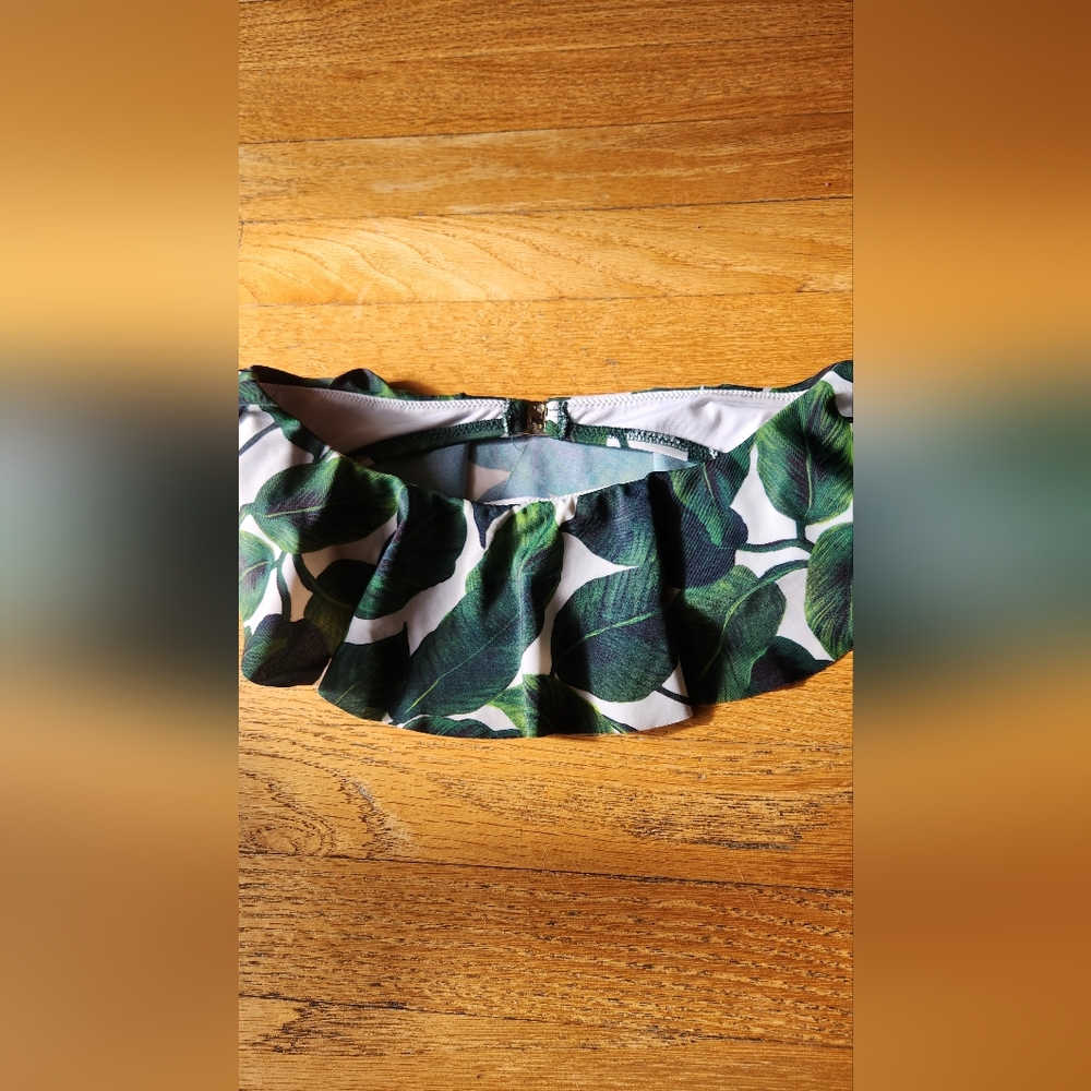 Milly Cabana swimming top size small